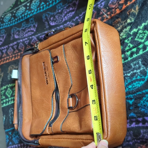 Weixer Crossbody Bag. New Without Tags - Picture 9 of 10